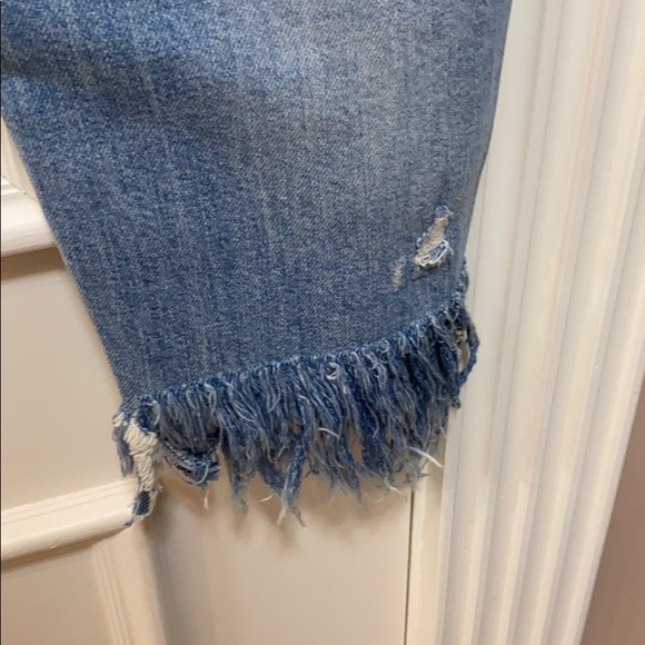 NWT Zara distressed and frayed jeans - Picture 8 of 9